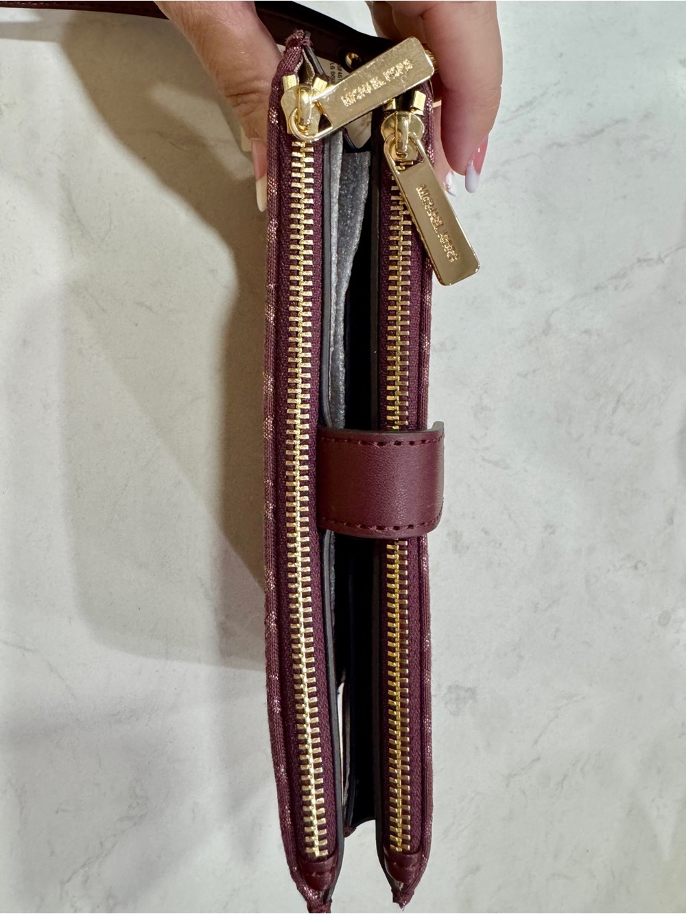 Michael Kors Jet Set Travel Large Double Zip Wristlet Oxblood Metallic Logo - Picture 4 of 5